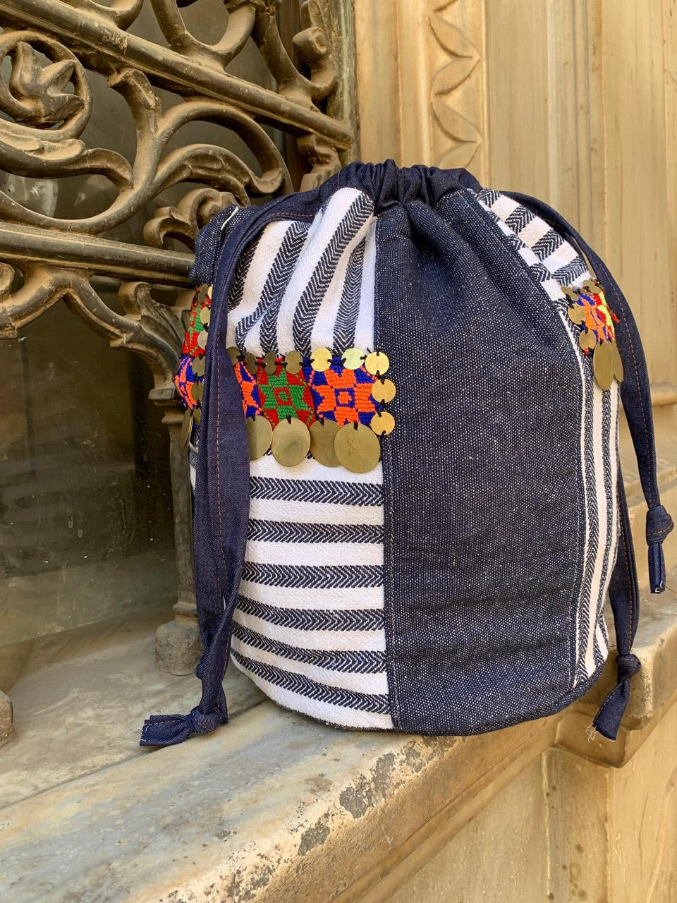 Sinai X Mixed fabrics shoulder bag