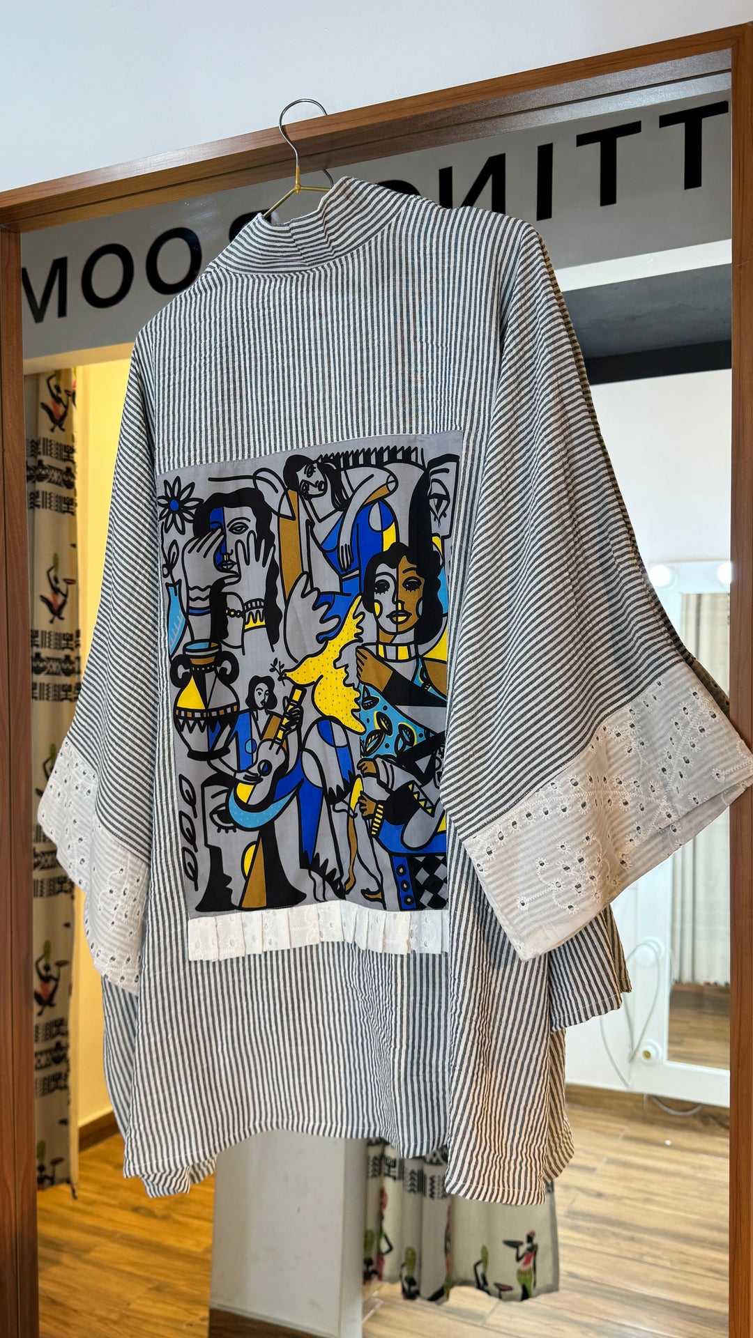 Picasso & masotii strip Linen kimono