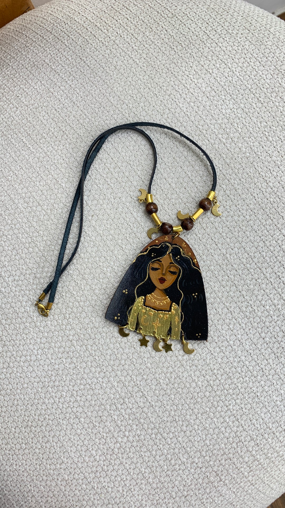 The folk woman Necklace