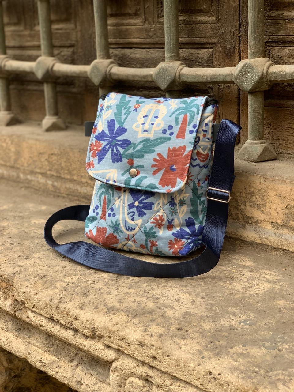 G1 “5” cross bag
