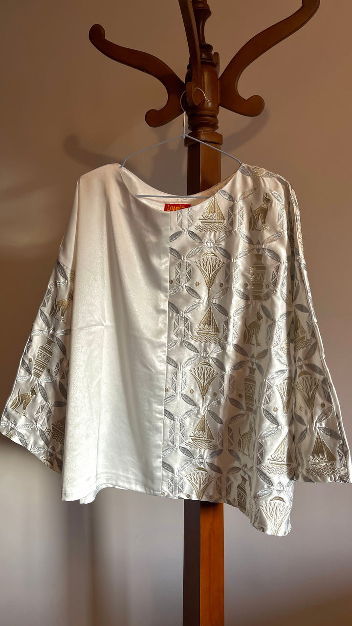 White faro embroidery blouse