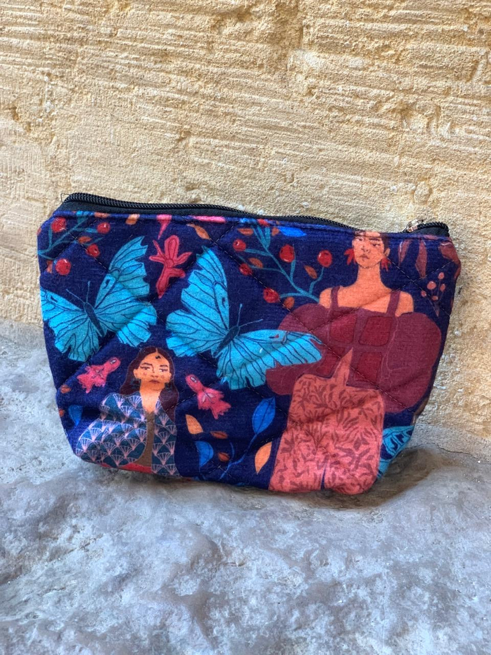 M.G “4” Pouch