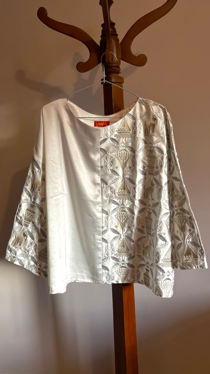 White faro embroidery blouse