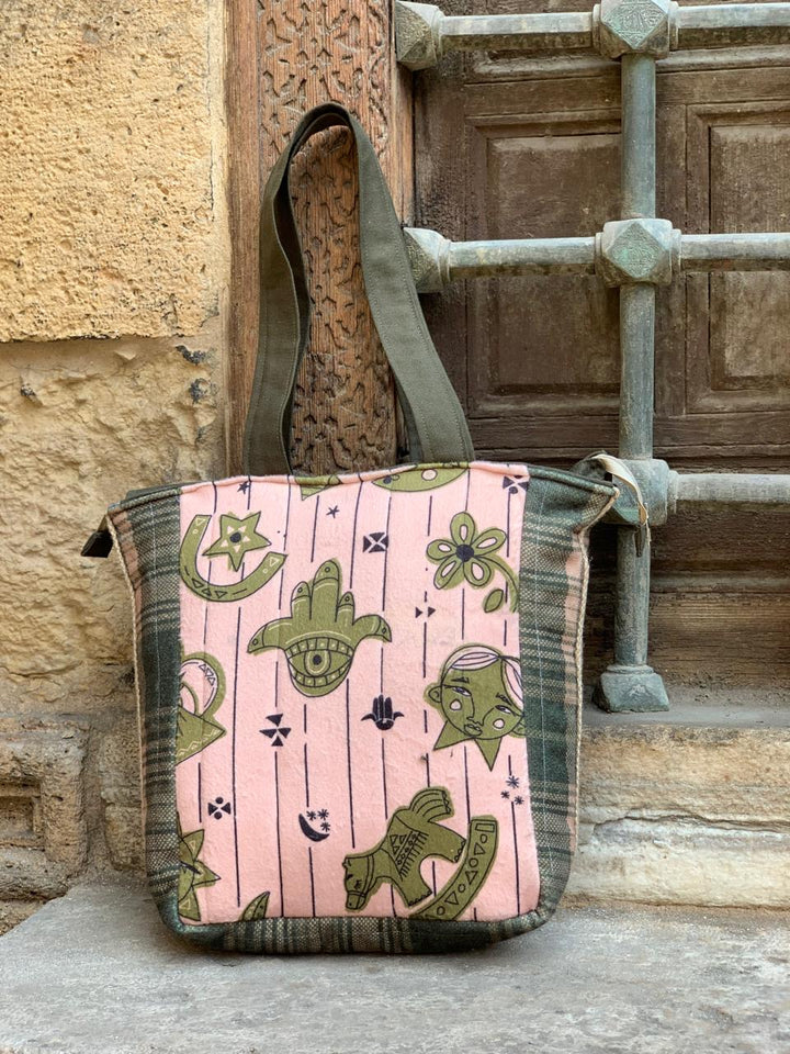 “ Gx 9 “ shoulder bag