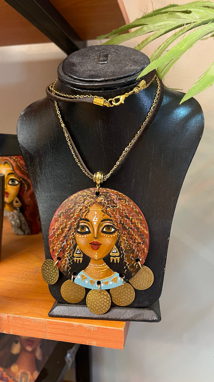 The Nubian girl necklace