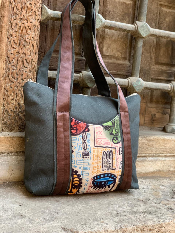 “ Gx “ shoulder bag