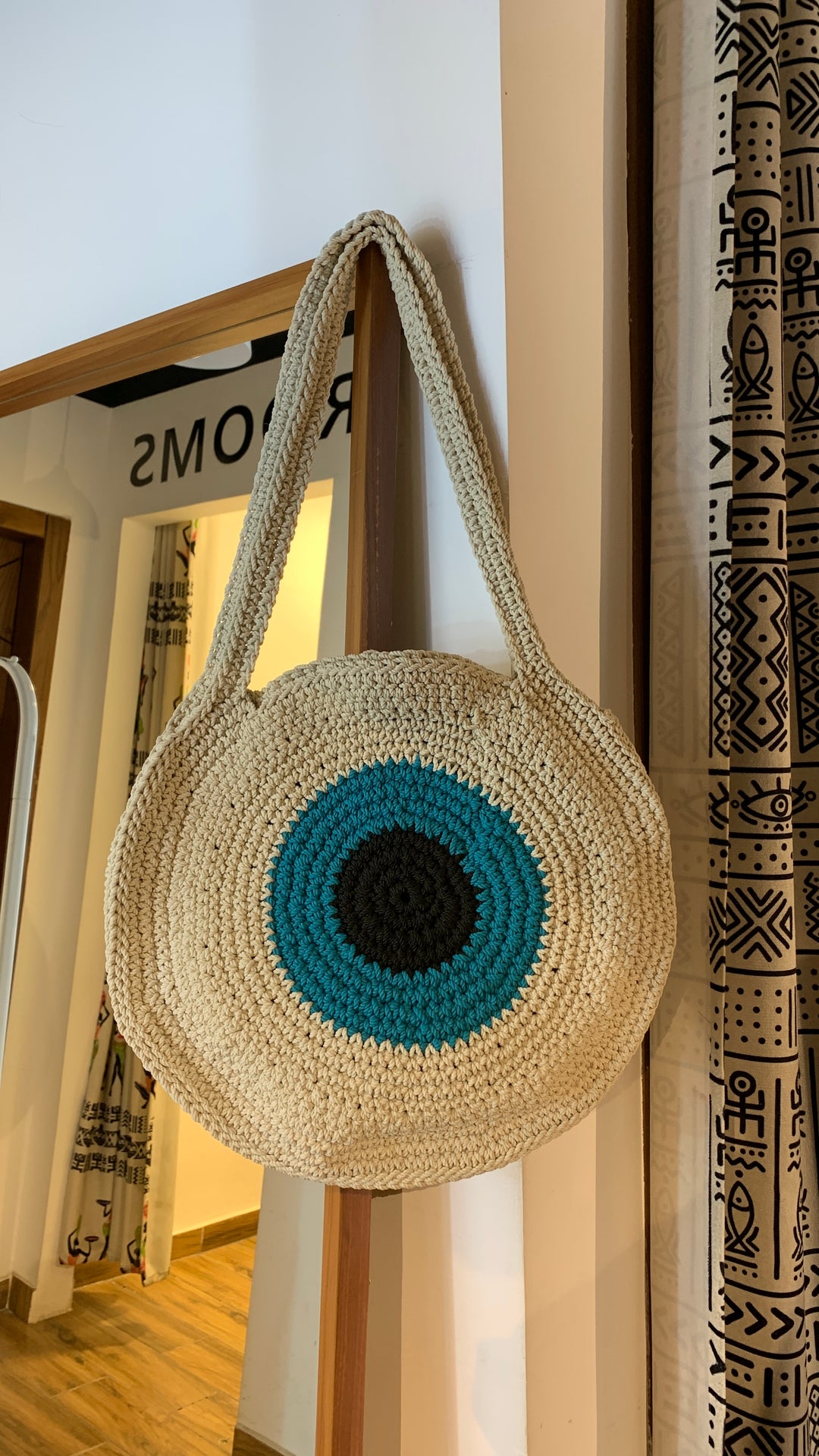 Circle aye crochet bag