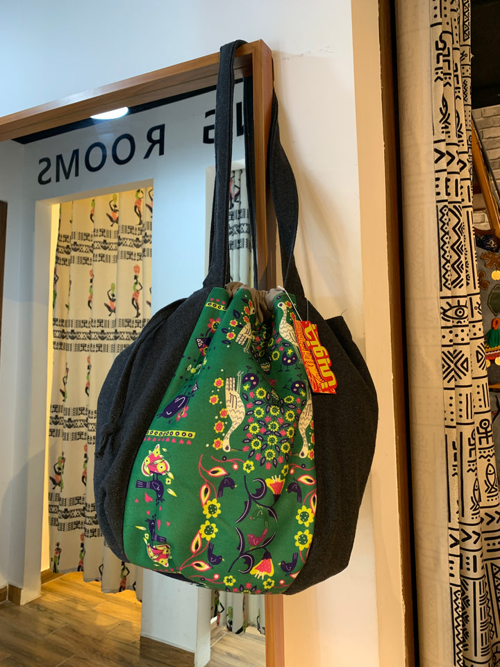 Green Half pattern Shoulder bag
