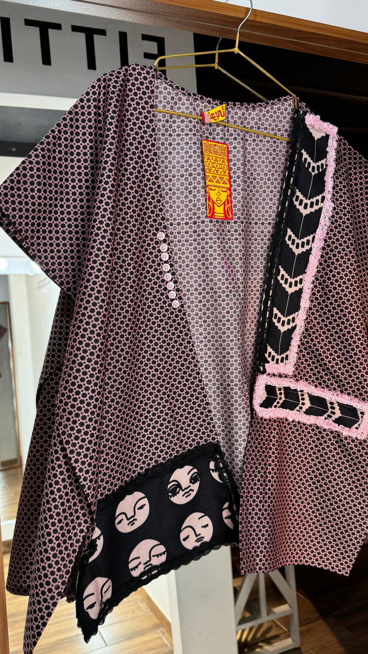 Black “1” cap Kimono