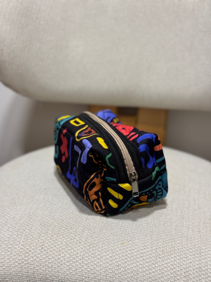 African faces Padded pouch