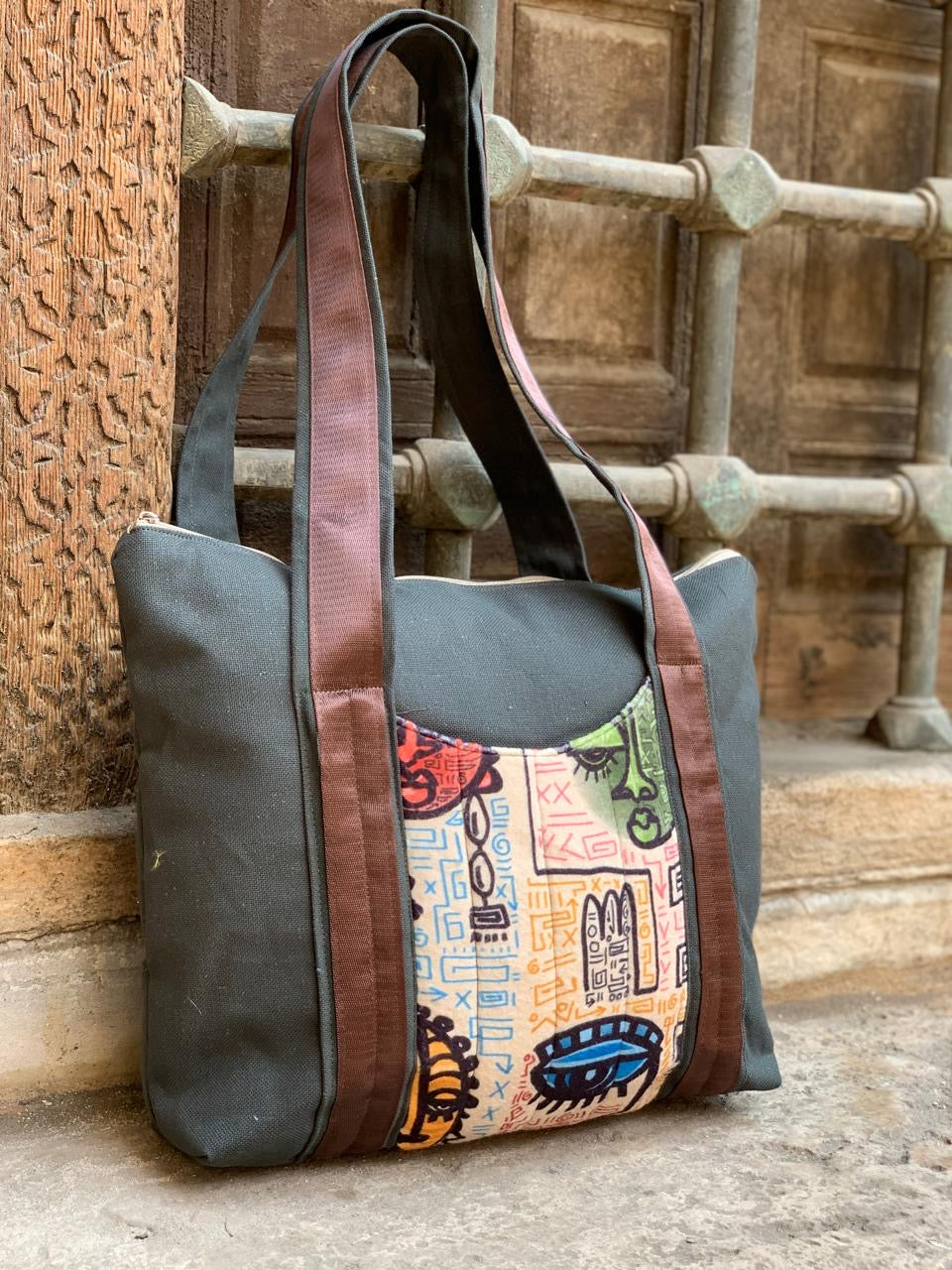 “ Gx “ shoulder bag