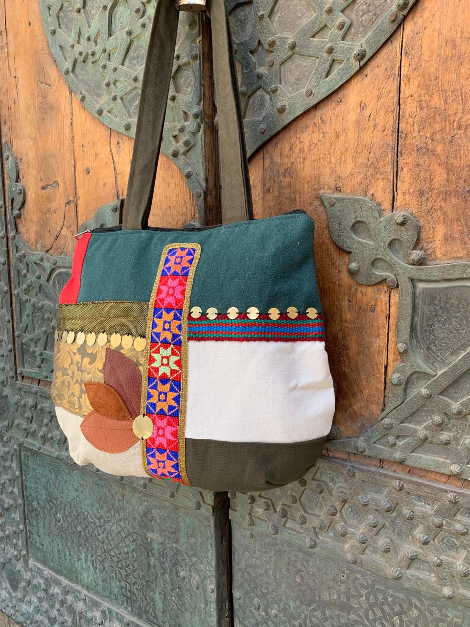 “ A 14 “ shoulder bag