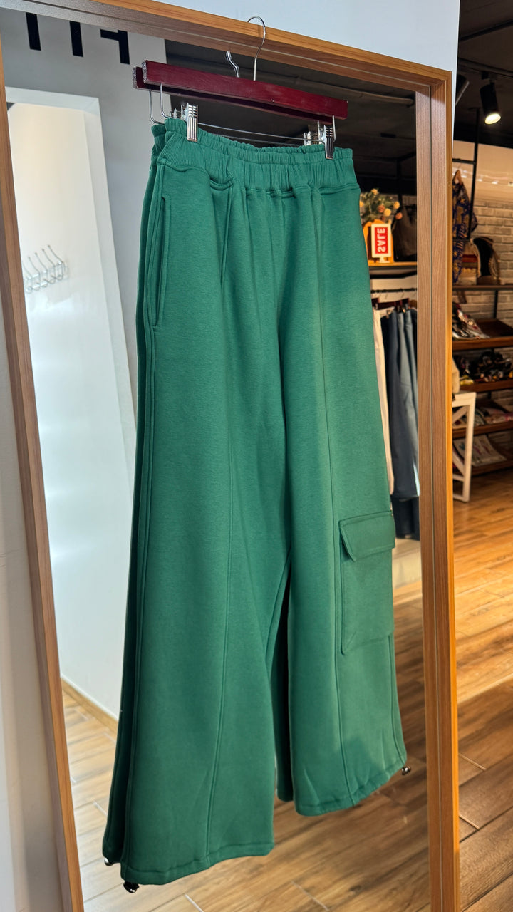 Dark green Cargo pants Size 2 ( up 77 till 90 kilo )