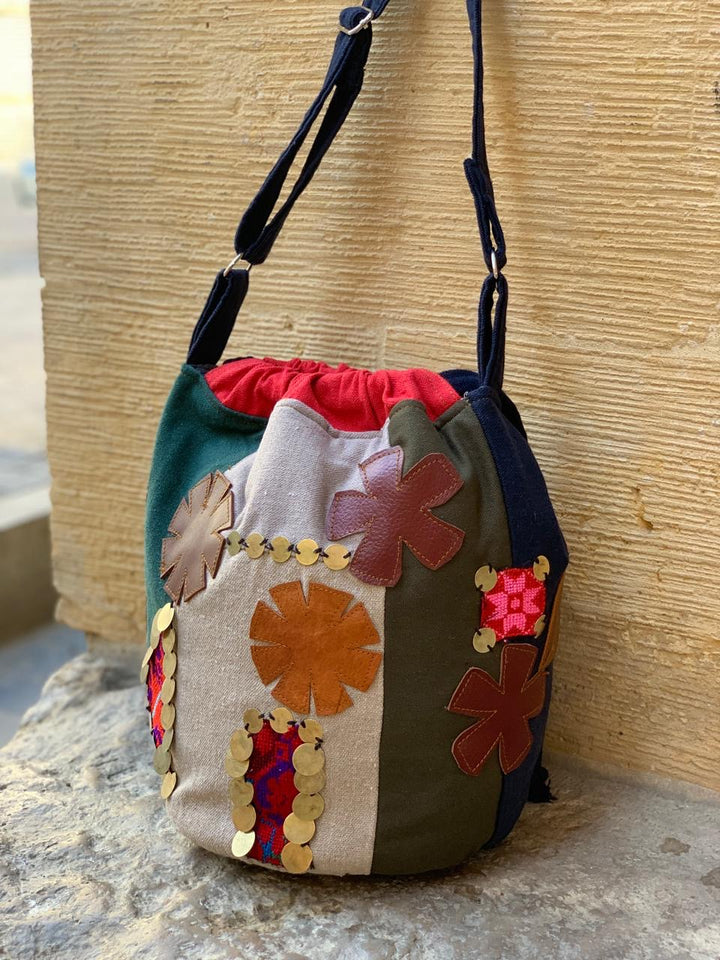 “ A 7 “ shoulder bag