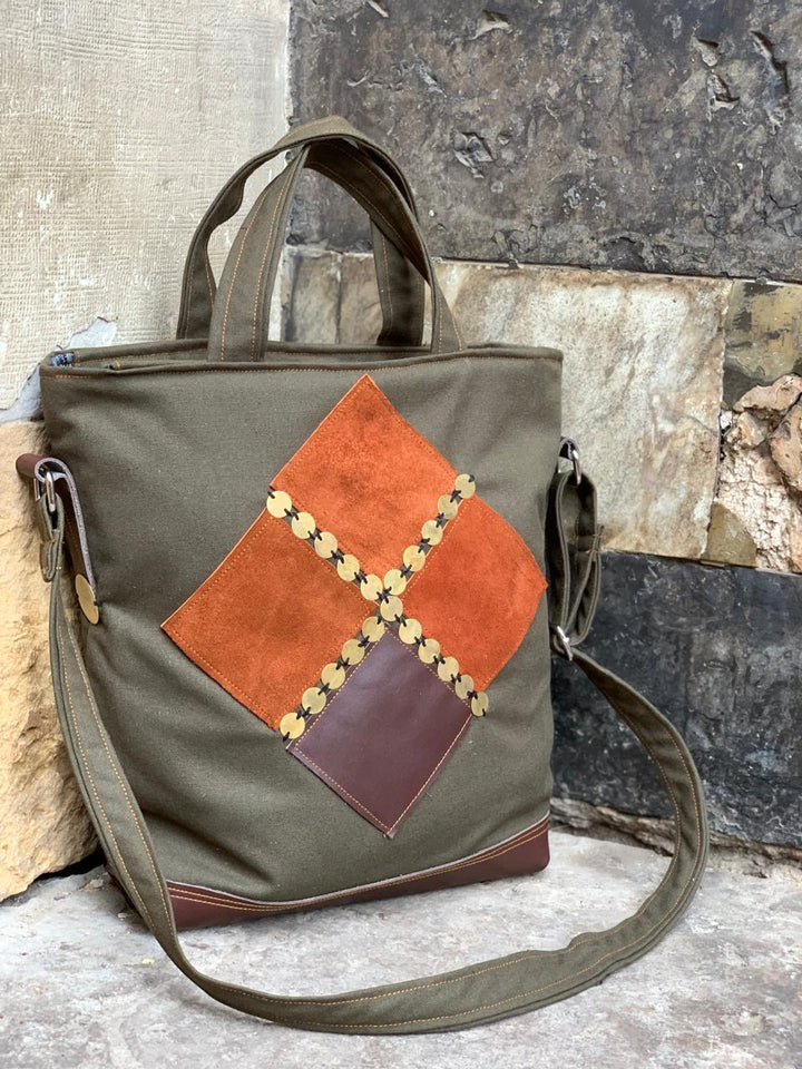 “B” 4 cross / hand bag