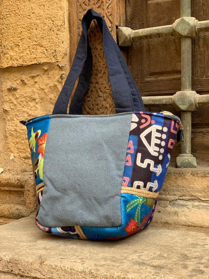 “ Gx 6 “ shoulder bag