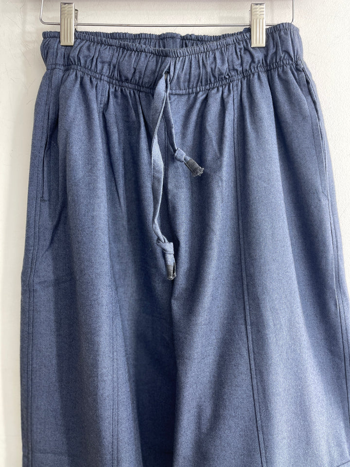 Dark blue pants