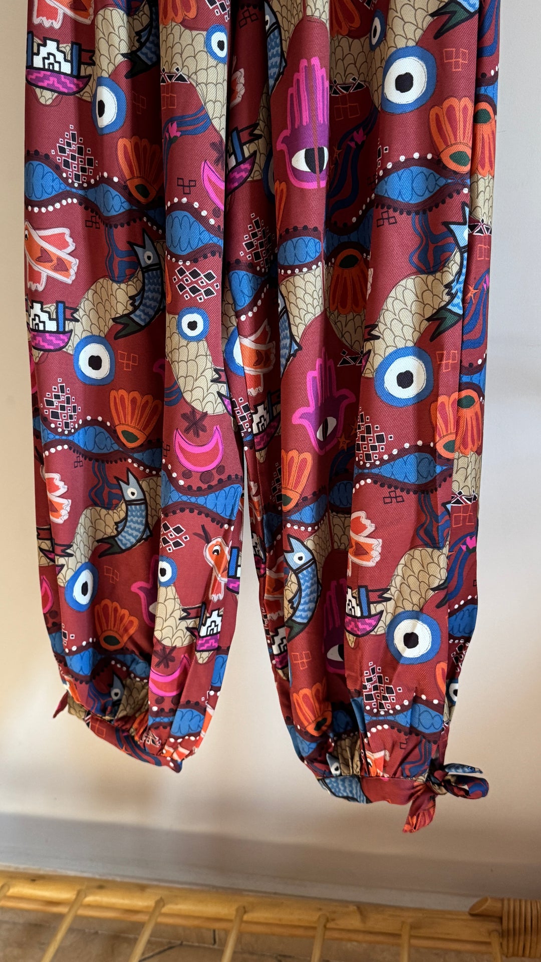 Blessing charms Red Tie-hem Balloon pants