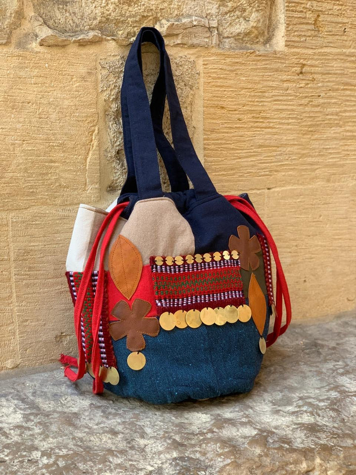 “ A 4 “ shoulder bag