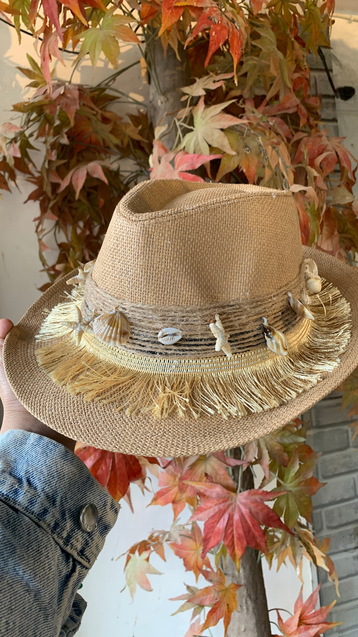 Shell ‘2’ sea Chapeau