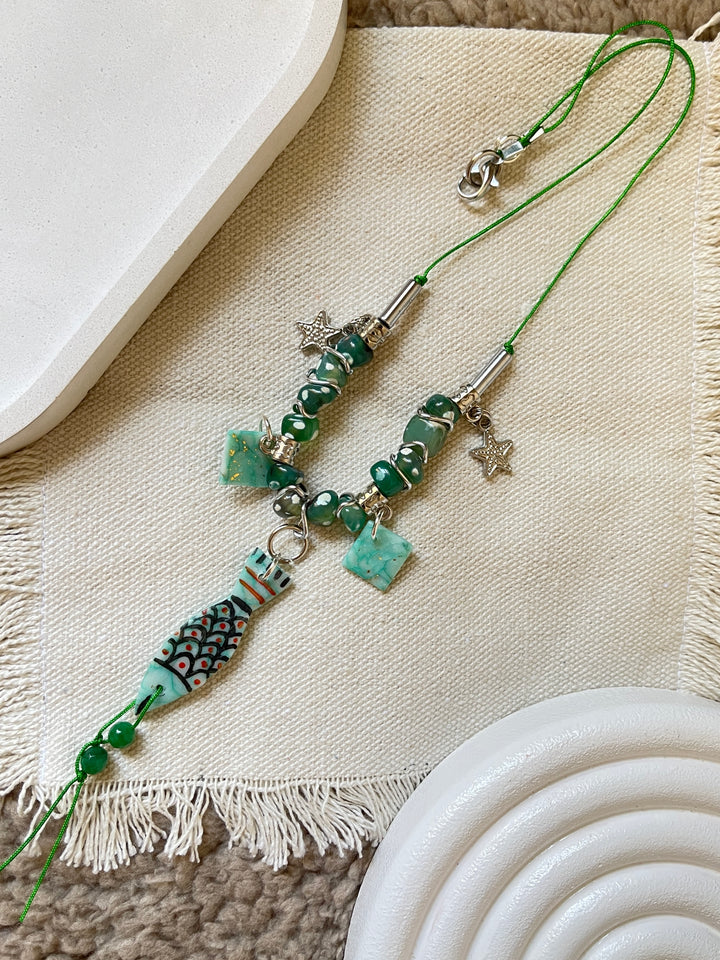 Green stones fish necklace