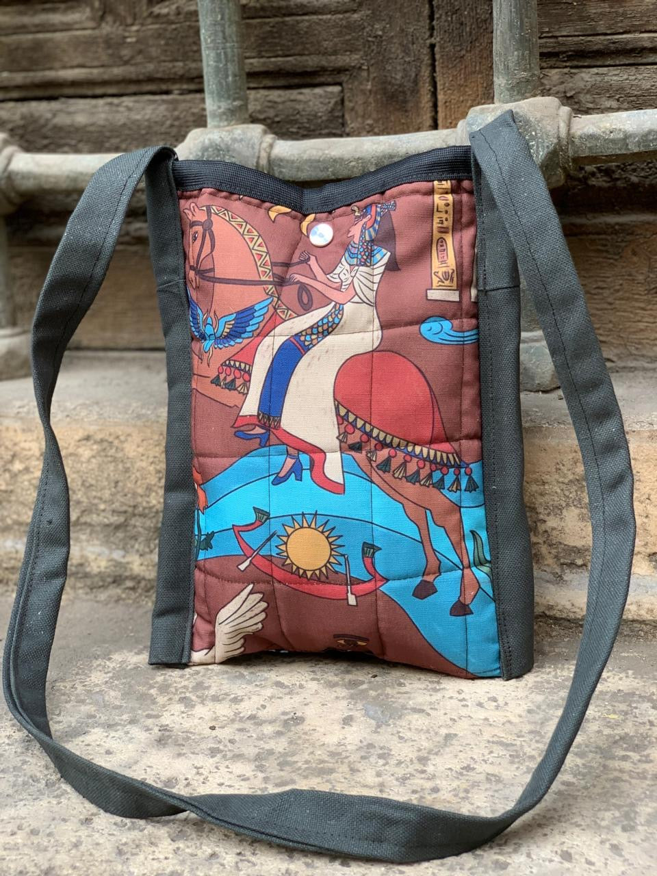 G3 “4” cross bag