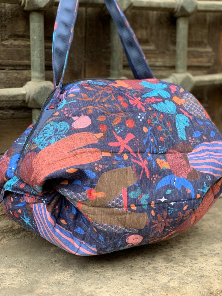 G4 “2” shoulder bag