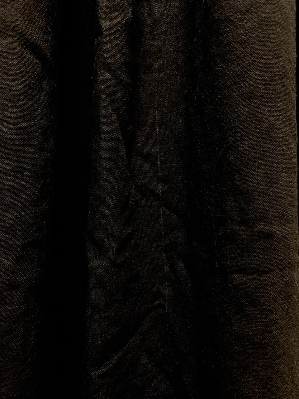 black puff linen skirt