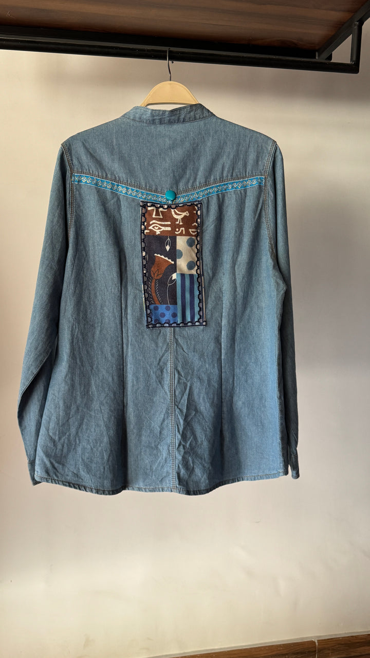 The patches Recycle light denim