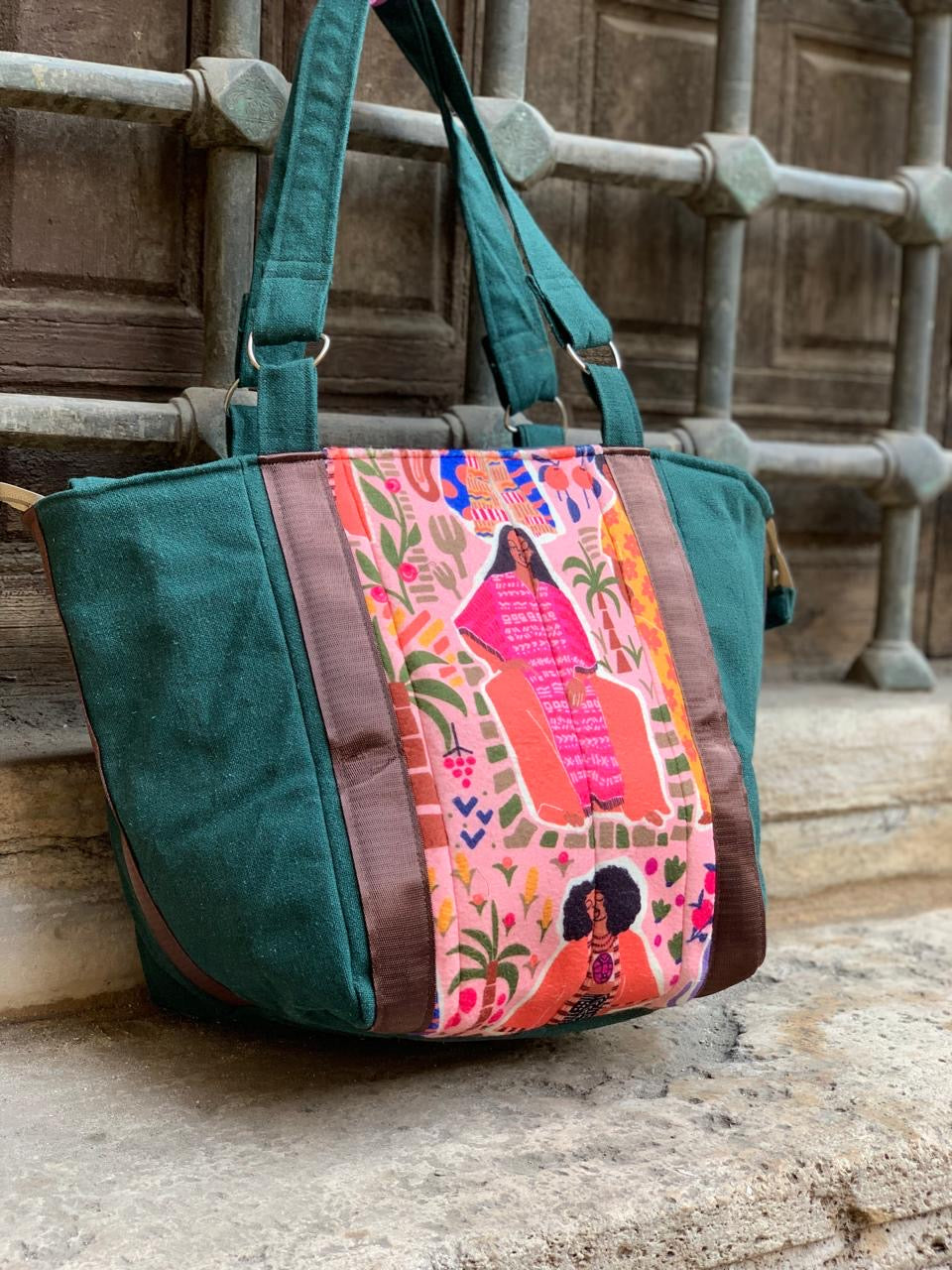 “ Gx 10 “ shoulder bag