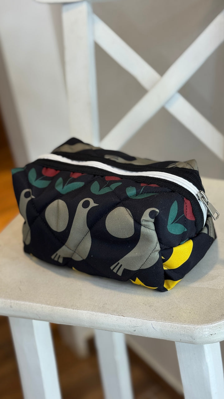 Folklore pattern Padded pouch