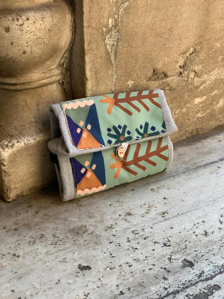 Green folklore “E” Tote /clutch bag