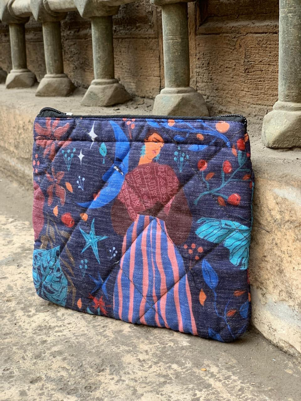 M.G Pouch