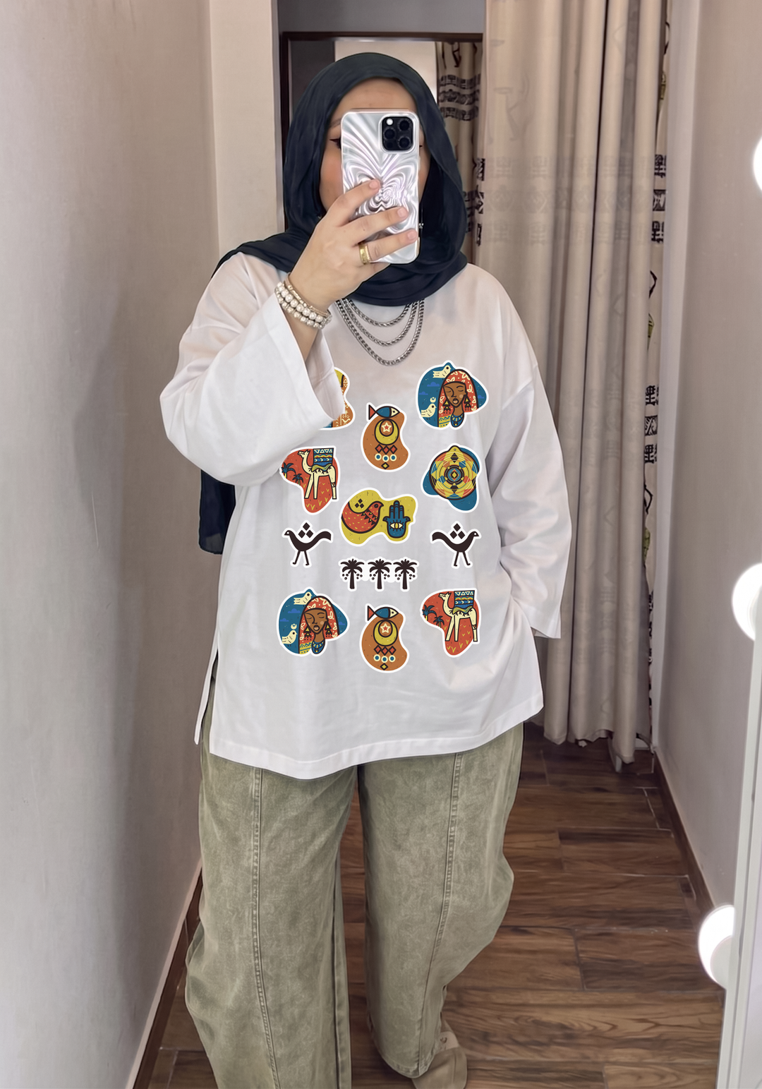 "Nuba icons" loose fit slit shirt