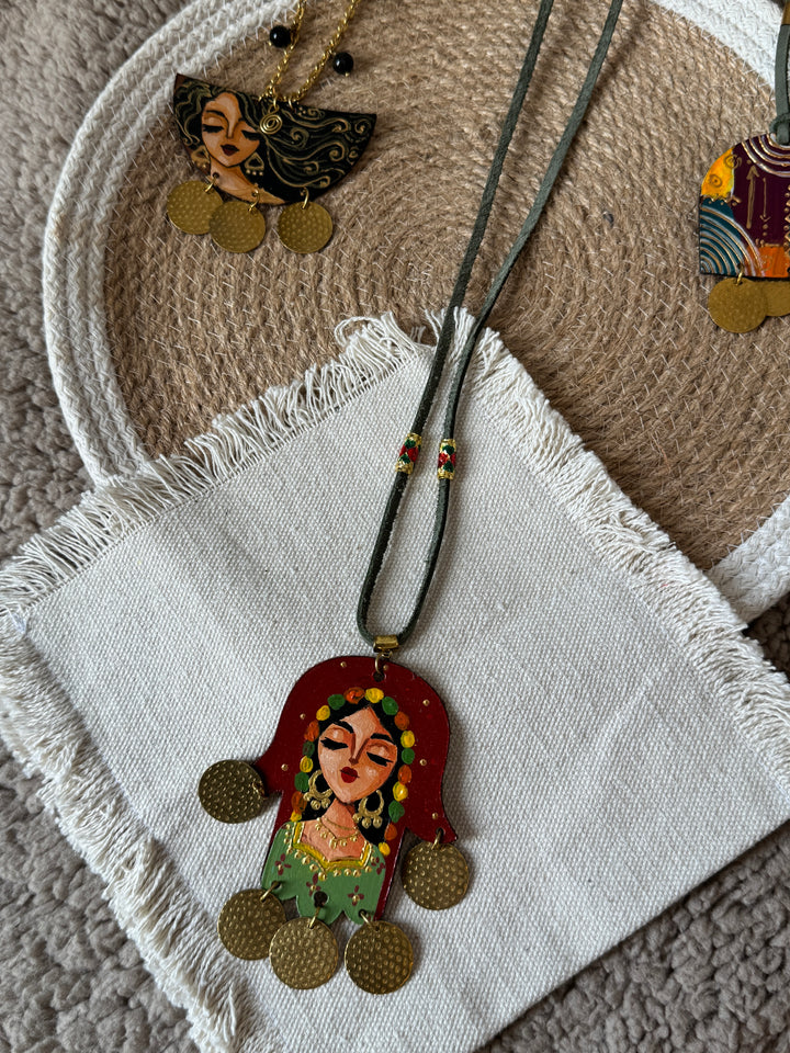 Kaaf falahi Necklace