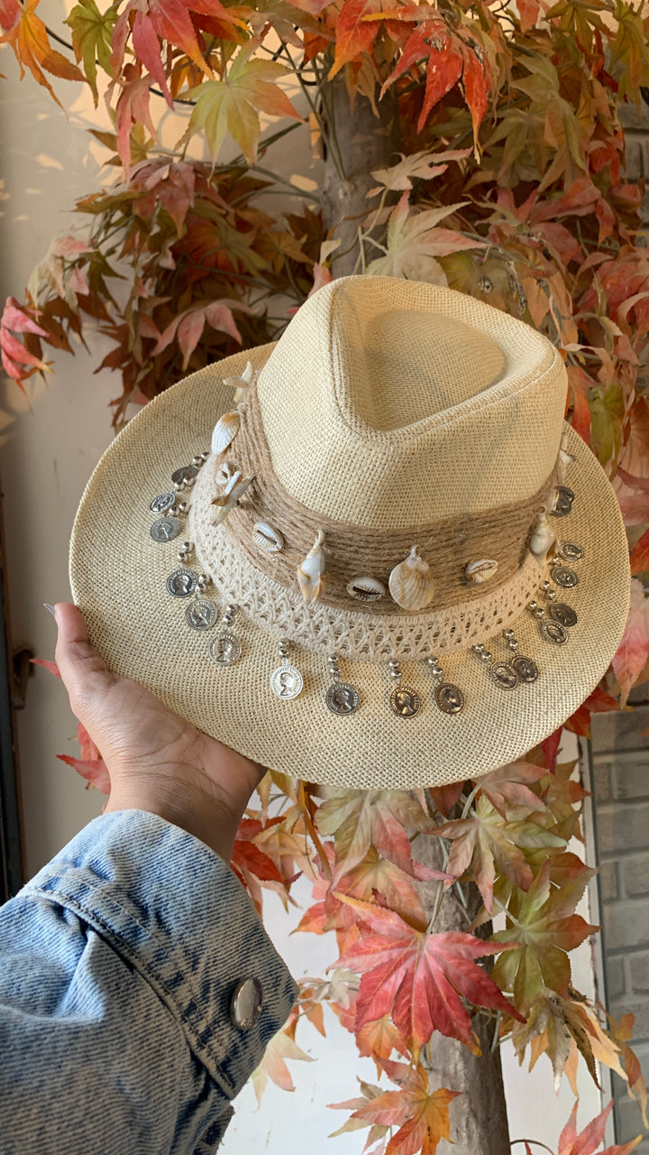 Shell coins sea Chapeau