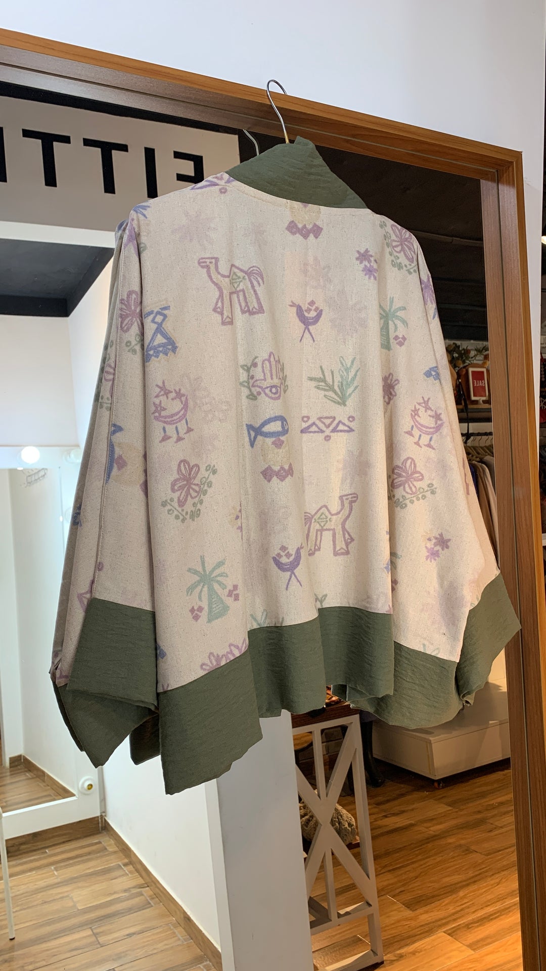 Olive kenar The Linen kimono